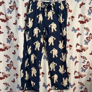 Mens Sasquatch chirtsmas present PJ pants
